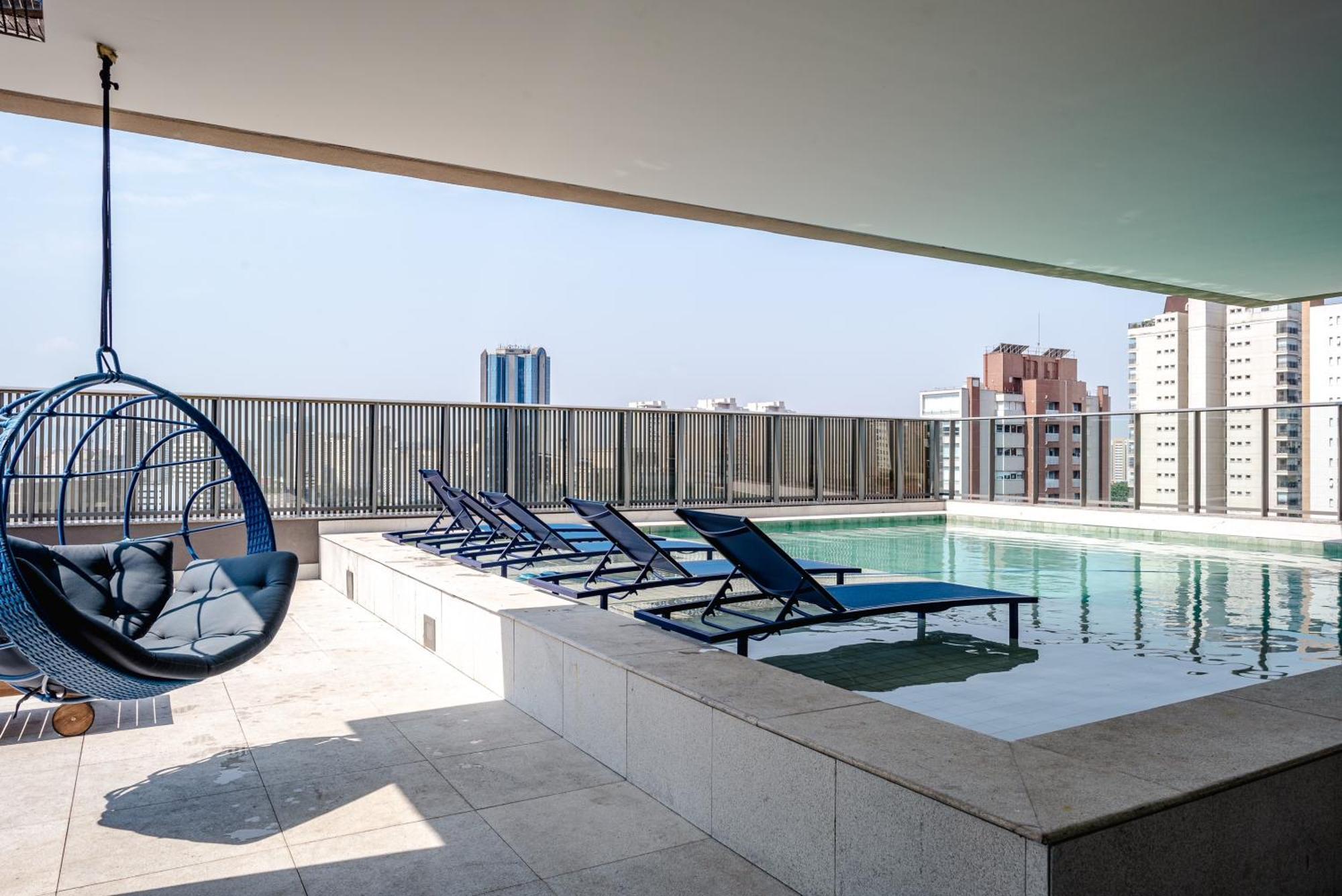 313 Lux Allianz Park Apartment